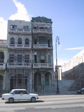 Centro Habana, faades en front de mer